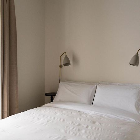 Maison Place Jacques-Cartier By Luxury In Transit มอนทรีอัล ภายนอก รูปภาพ